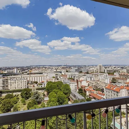 Studio 25 M With Balcony And City View * كوربوفوا